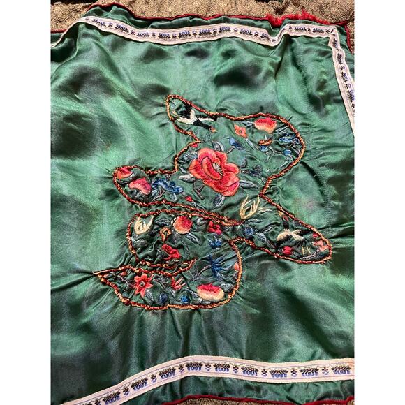 VTG Handmade Embroidered Floral Green Silky Decretive Pillowcase Sham - Picture 2 of 11